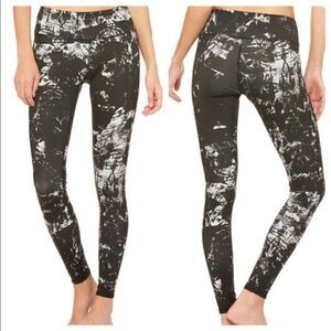 Euc Alo Yoga airbrush tech lift leggings black magma size xs